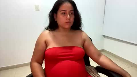 Snapshot of laura_d23 chatting on 09-30-25, 11:10 laura online show from 09-30-25, 11:10