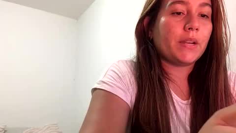 laura online show from 04-21-26, 01:42