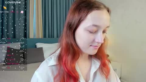 Snapshot of laura_kelley1 chatting on 11-19-25, 06:13 laura_kelley1 online show from 11-19-25, 06:13