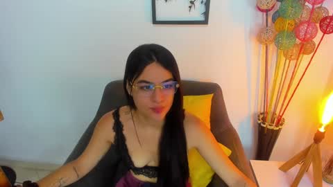 Snapshot of laura_soe chatting on 01-13-25, 01:28 LAURA SOE online show from 01-13-25, 01:28