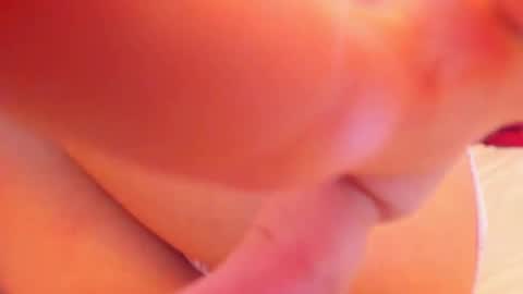 Snapshot of laura_soe chatting on 10-02-25, 05:53 LAURA SOE online show from 10-02-25, 05:53