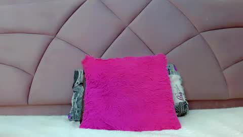 Laura online show from 12-14-24, 04:56