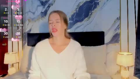 Snapshot of laurablue_ chatting on 06-24-26, 09:36 Laura Blue online show from 06-24-26, 09:36