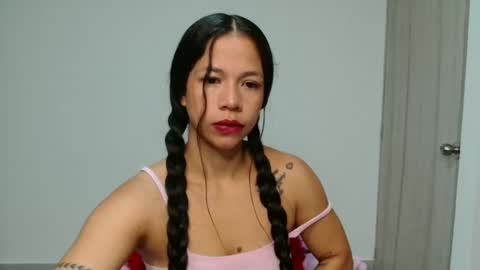 Snapshot of lauracb_ chatting on 11-19-25, 07:19 lauracb online show from 11-19-25, 07:19