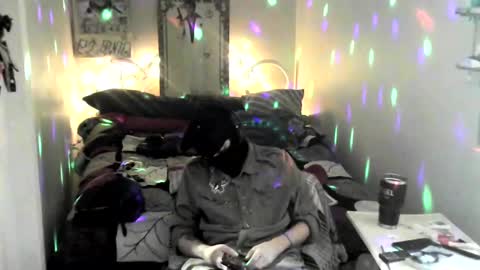 Snapshot of lauradecuada2 chatting on 10-07-25, 04:04 lauradecuada2 online show from 10-07-25, 04:04