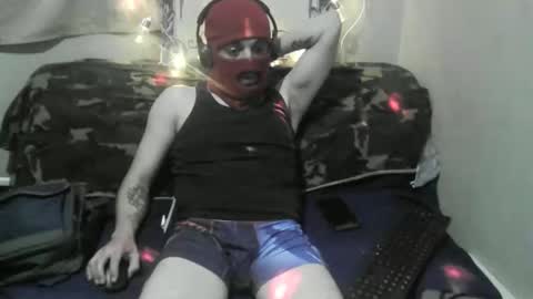 Snapshot of lauradecuada2 chatting on 05-21-26, 10:33 lauradecuada2 online show from 05-21-26, 10:33