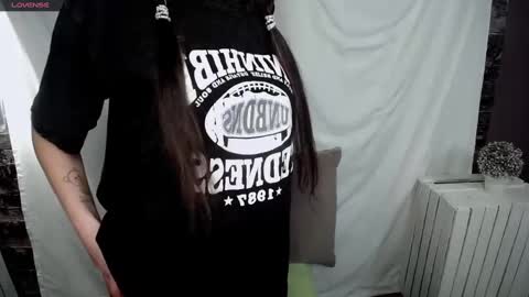 Laura online show from 01-20-25, 09:24