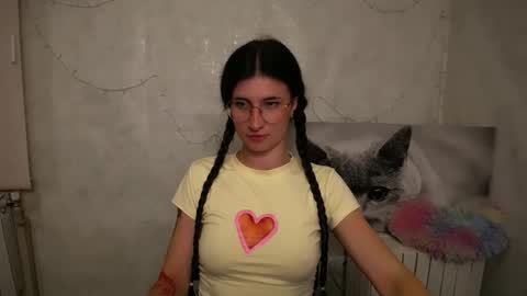 Laura online show from 05-30-26, 07:05