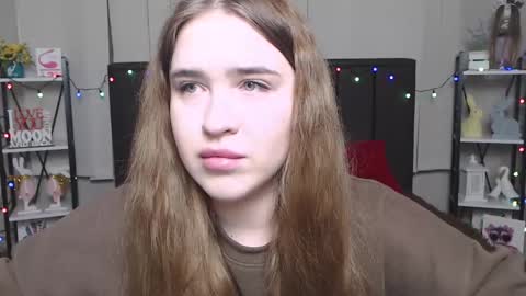 LauraHlot online show from 01-25-25, 07:39