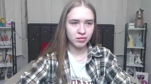 LauraHlot online show from 09-11-25, 06:24