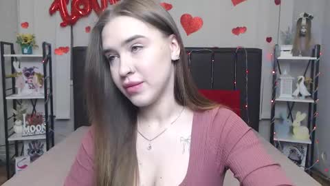 LauraHlot online show from 02-03-26, 06:22