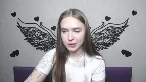 Snapshot of laurahlot chatting on 04-24-26, 05:48 LauraHlot online show from 04-24-26, 05:48