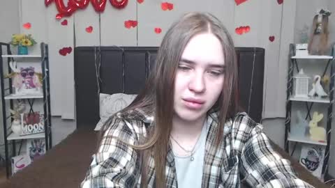 Snapshot of laurahlot chatting on 05-27-26, 05:48 LauraHlot online show from 05-27-26, 05:48