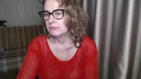 Lauraoven1 online show from 01-19-25, 05:39
