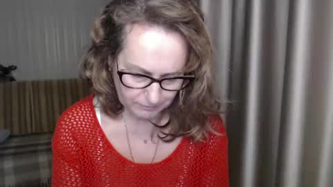 Lauraoven1 online show from 01-21-25, 04:37