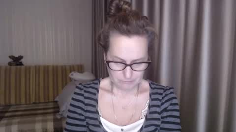 Lauraoven1 online show from 02-17-25, 06:04