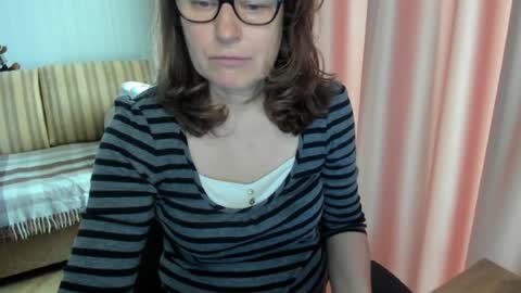 Snapshot of lauraoven1 chatting on 05-04-26, 08:43 Lauraoven1 online show from 05-04-26, 08:43