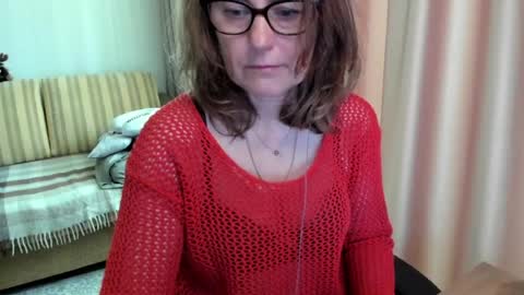 Snapshot of lauraoven1 chatting on 06-02-26, 07:32 Lauraoven1 online show from 06-02-26, 07:32