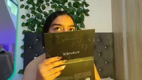 laura online show from 06-27-26, 10:26