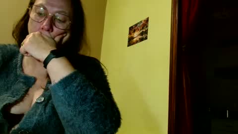 Snapshot of laureanne50 chatting on 12-05-24, 08:44 laureanne online show from 12-05-24, 08:44