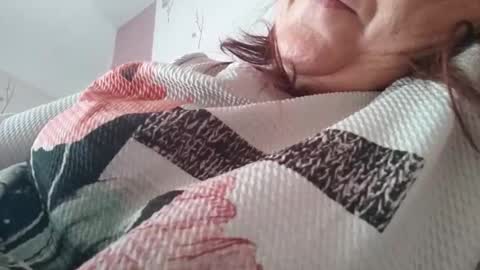 Snapshot of laureanne50 chatting on 01-05-25, 01:15 laureanne online show from 01-05-25, 01:15