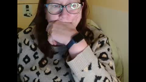 Snapshot of laureanne50 chatting on 01-12-25, 04:29 laureanne online show from 01-12-25, 04:29