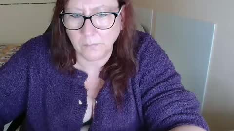 Snapshot of laureanne50 chatting on 01-25-25, 10:29 laureanne online show from 01-25-25, 10:29