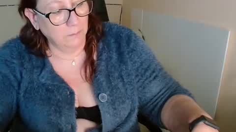 Snapshot of laureanne50 chatting on 03-08-25, 02:19 laureanne online show from 03-08-25, 02:19