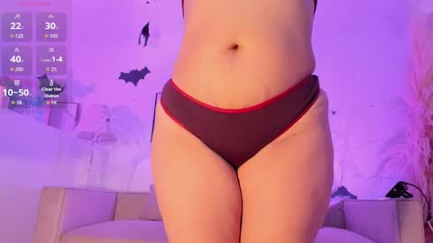 laureen_se online show from 10-31-25, 04:13