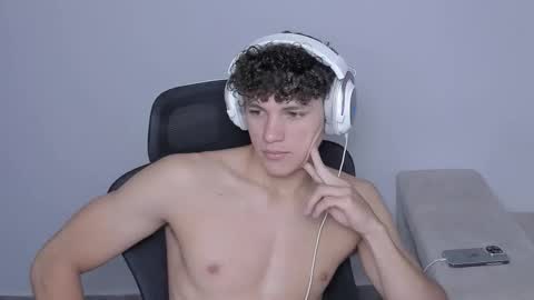 Laureent online show from 10-02-25, 09:44