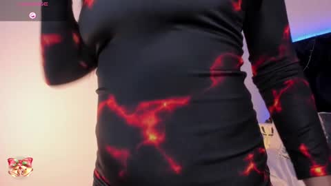 Lauren online show from 01-23-25, 07:51