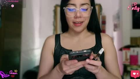 Lauren online show from 04-10-26, 11:20