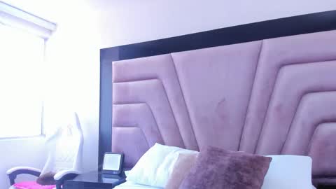 Snapshot of laurenclark1 chatting on 03-13-26, 05:08 laurenclark1 online show from 03-13-26, 05:08