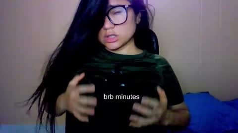 Snapshot of laurengirls1 chatting on 10-24-25, 03:52 onlyfan laureng7 - 7 laureng2 online show from 10-24-25, 03:52