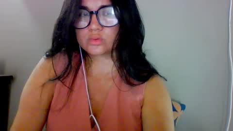 Snapshot of laurengirls1 chatting on 10-28-25, 05:37 onlyfan laureng7 - 7 laureng2 online show from 10-28-25, 05:37