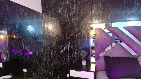 Snapshot of laurenhazel_ chatting on 11-18-25, 07:51 LaurenHazel online show from 11-18-25, 07:51