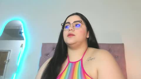Snapshot of laurenlaine99 chatting on 06-09-26, 03:23 laurenlaine online show from 06-09-26, 03:23