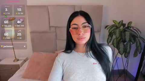 Snapshot of laurenn_smitth chatting on 10-04-25, 01:20 laurenn_smitth online show from 10-04-25, 01:20