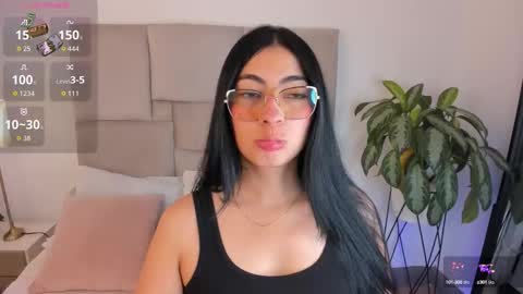Snapshot of laurenn_smitth chatting on 10-06-25, 12:46 laurenn_smitth online show from 10-06-25, 12:46