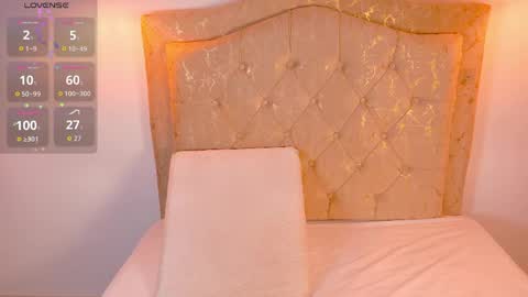 laurenn_smitth online show from 05-19-26, 12:33
