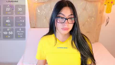 Snapshot of laurenn_smitth chatting on 06-27-26, 01:06 laurenn_smitth online show from 06-27-26, 01:06