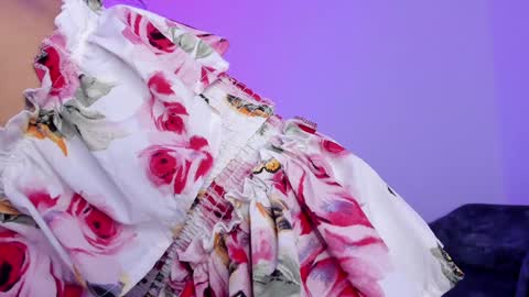 Snapshot of laurensmith9 chatting on 02-06-25, 03:20 laurensmith9 online show from 02-06-25, 03:20