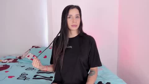 Snapshot of laurensmith9 chatting on 02-19-25, 12:22 laurensmith9 online show from 02-19-25, 12:22