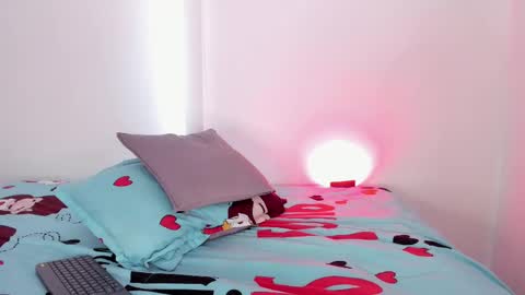 Snapshot of laurensmith9 chatting on 02-19-25, 06:32 laurensmith9 online show from 02-19-25, 06:32