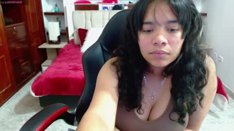 Snapshot of laurent1_ chatting on 02-12-25, 06:08 laurent online show from 02-12-25, 06:08