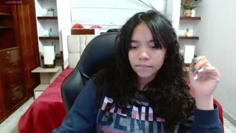 Snapshot of laurent1_ chatting on 03-01-25, 02:59 laurent online show from 03-01-25, 02:59