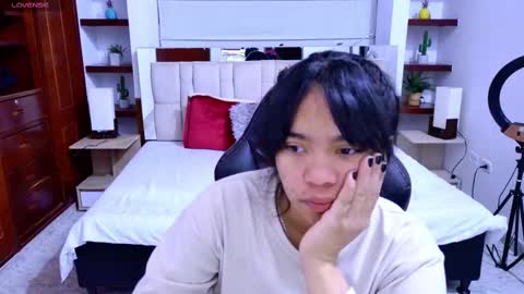 Snapshot of laurent1_ chatting on 09-13-25, 03:06 laurent online show from 09-13-25, 03:06