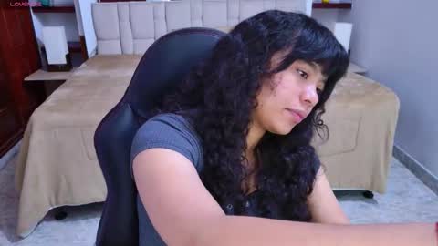 Snapshot of laurent1_ chatting on 09-30-25, 03:11 laurent online show from 09-30-25, 03:11