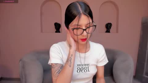 Lau  online show from 12-14-25, 11:31