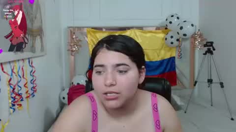 Snapshot of laurha_ chatting on 06-16-26, 07:38 laura online show from 06-16-26, 07:38